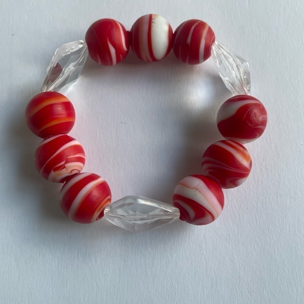 Stretch Ceramic Beaded Bracelet Red & White
